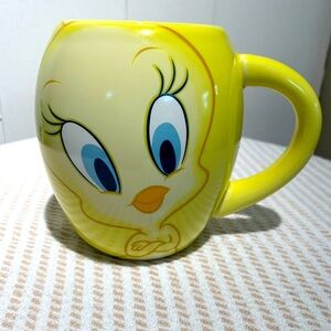 Tweety Bird Looney Tunes 18oz Ceramic Yellow Mug